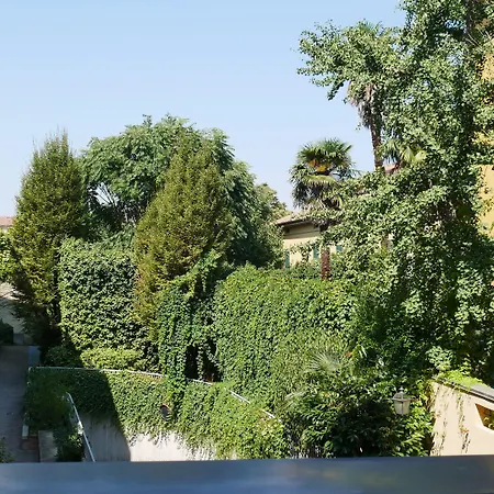 Guesthost - Welcome House Appartamento *