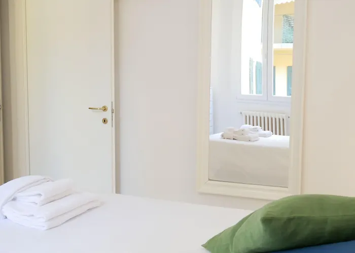 Guesthost - Welcome House Appartamento Bologna