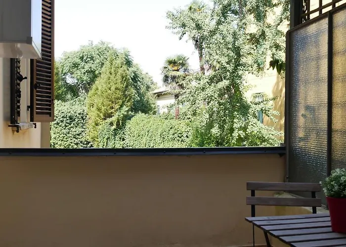 Guesthost - Welcome House