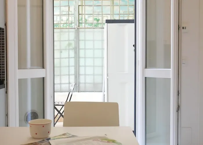 Guesthost - Welcome House * Bologna